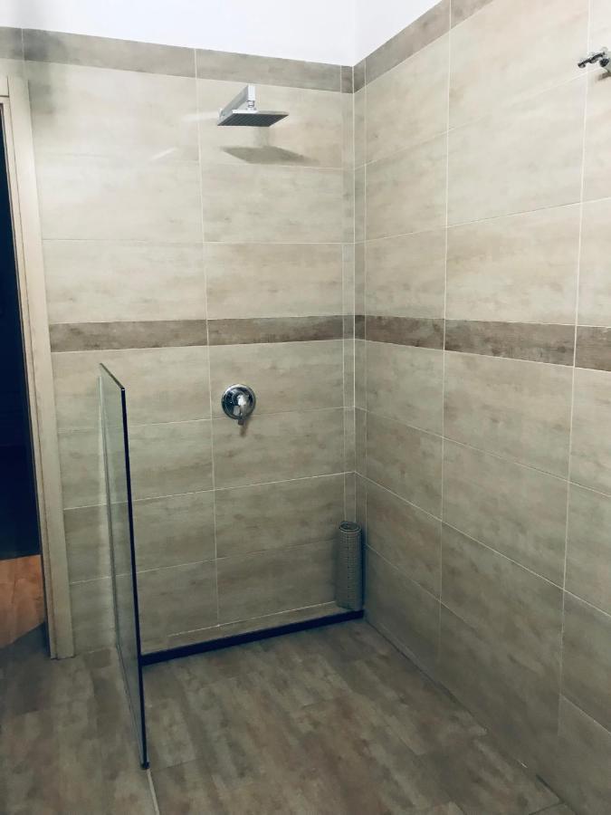 B&B Il Quadrato 19 네르비아노 외부 사진