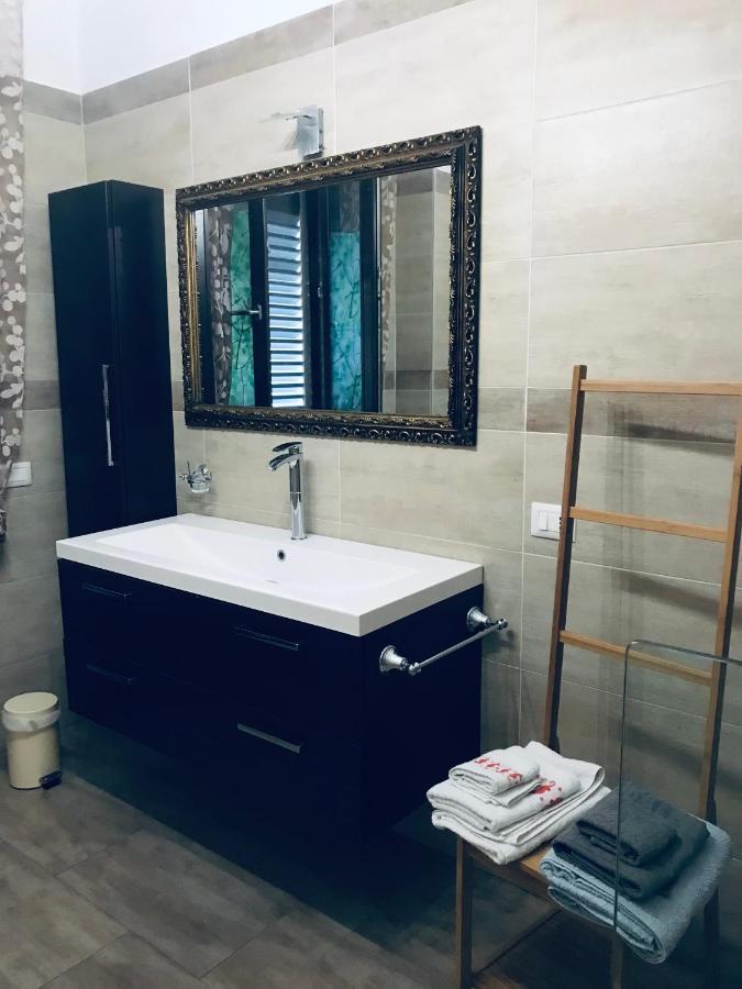 B&B Il Quadrato 19 네르비아노 외부 사진